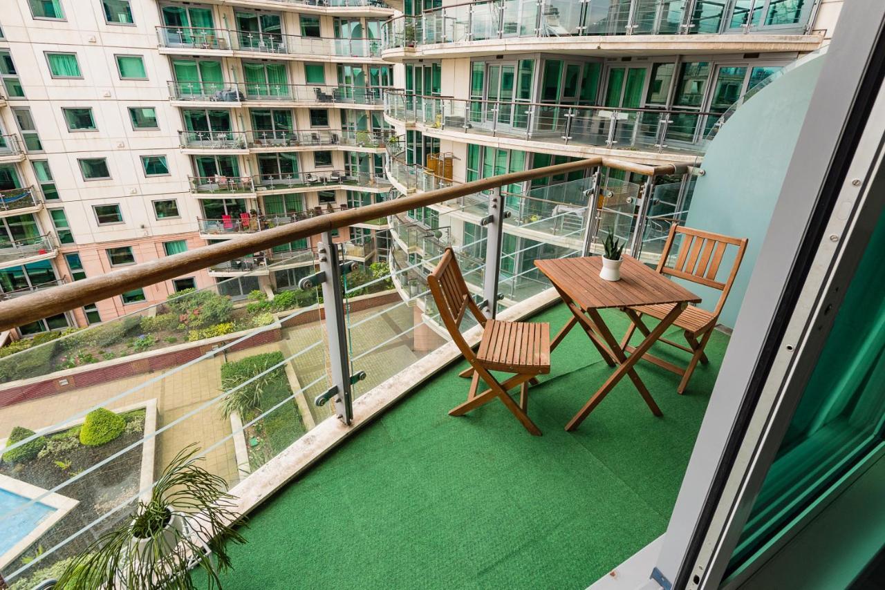 Riverside 2-Bedroom Apartments Londres Exterior foto
