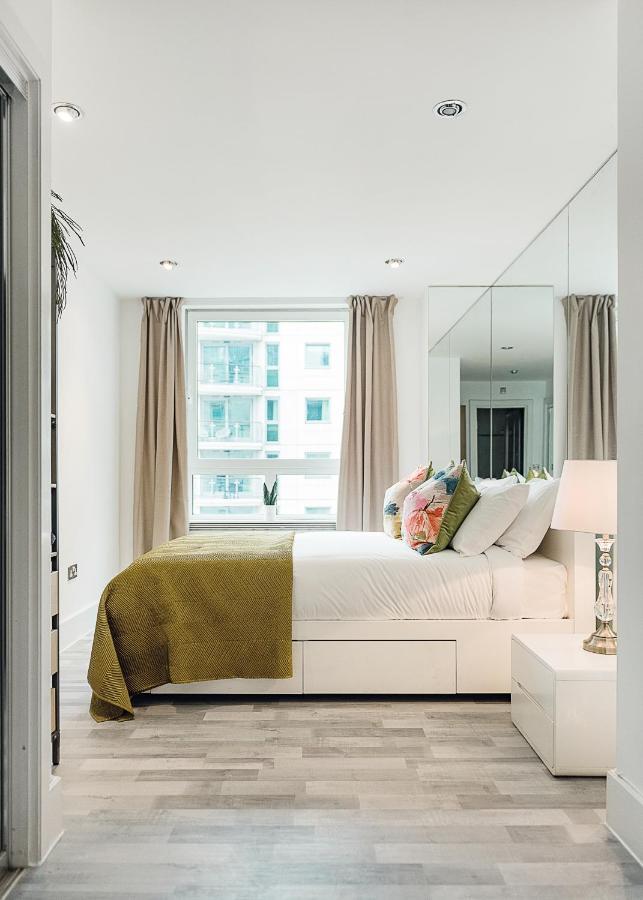 Riverside 2-Bedroom Apartments Londres Exterior foto