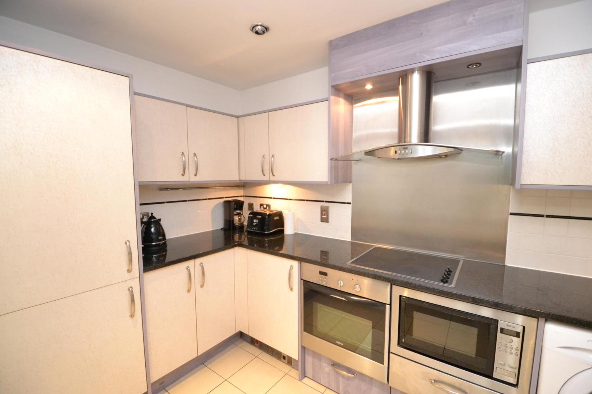 Riverside 2-Bedroom Apartments Londres Exterior foto